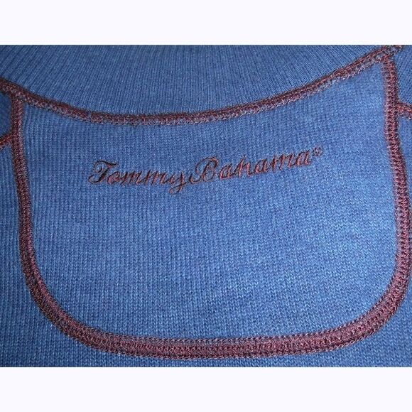 Tommy Bahama Reversible blue/maroon knit sweater - Picture 7 of 7